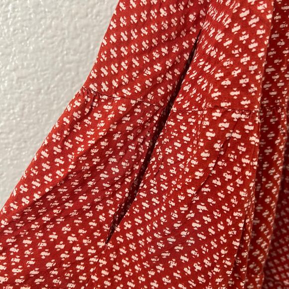 Holding Horses Pavin Buttondown
Tunic Pockets Tiered V Neck Orange Geometric - Picture 7 of 8